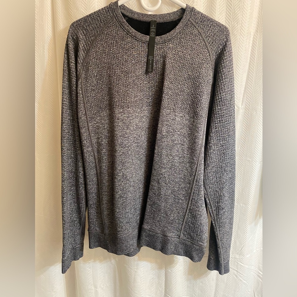 Men’s Lululemon crew neck
